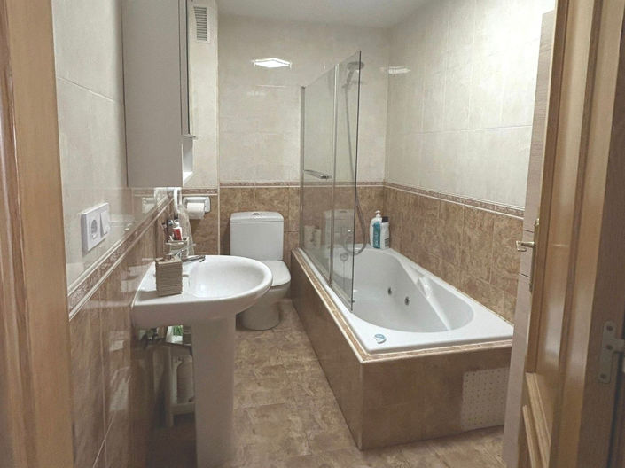 Image No.5-2 Bed Apartment for sale