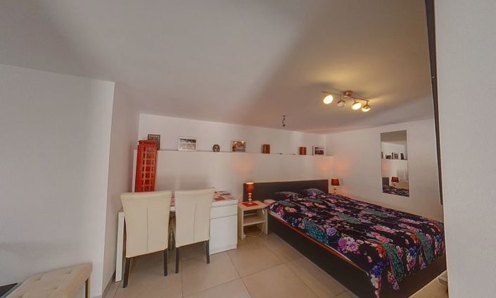 Image No.25-6 Bed Villa for sale