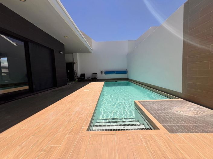 Image No.2-3 Bed Villa for sale