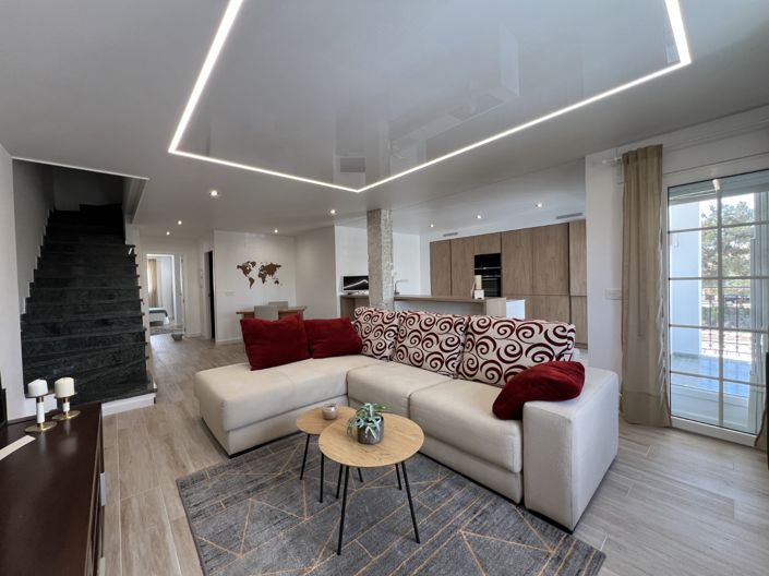 Image No.14-6 Bed Villa for sale