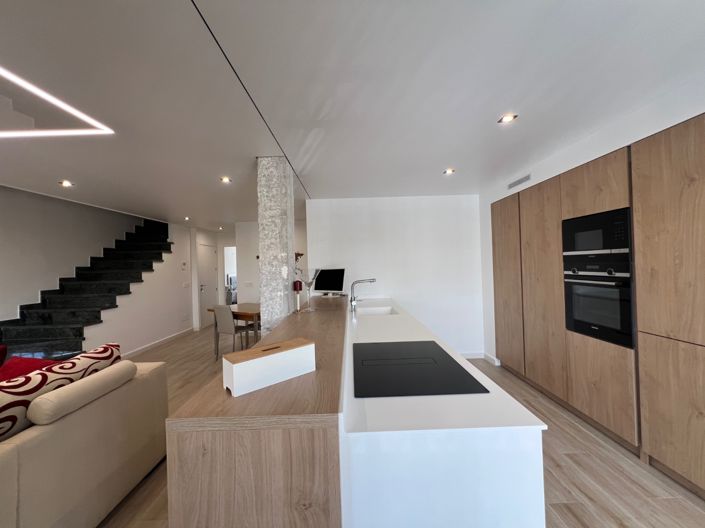 Image No.17-6 Bed Villa for sale