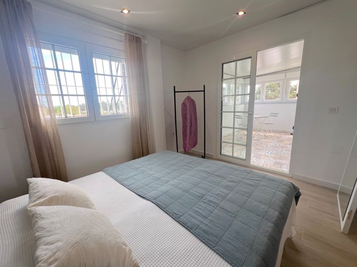 Image No.26-6 Bed Villa for sale