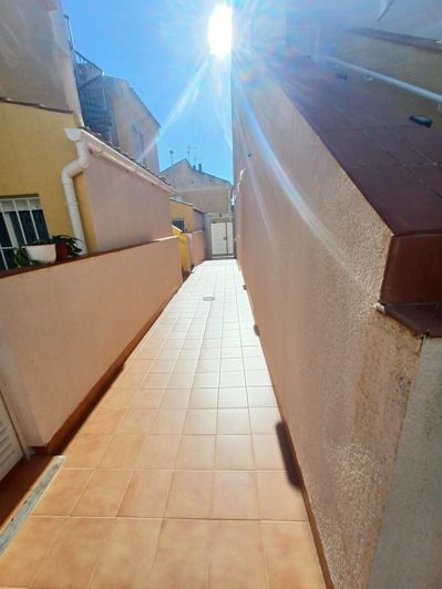Image No.23-2 Bed Apartment for sale