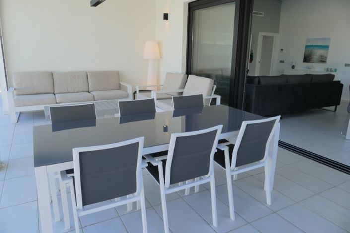 Image No.4-4 Bed Villa for sale