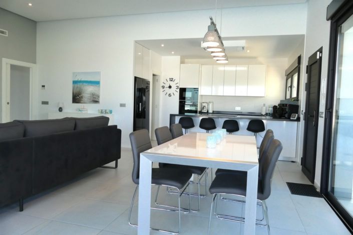 Image No.7-4 Bed Villa for sale