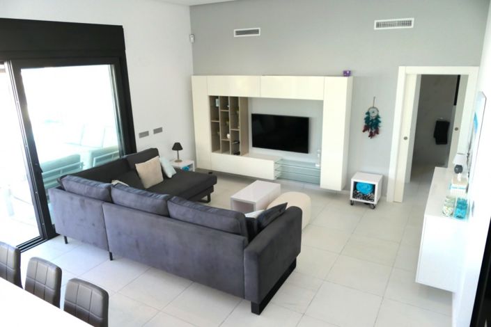 Image No.8-4 Bed Villa for sale
