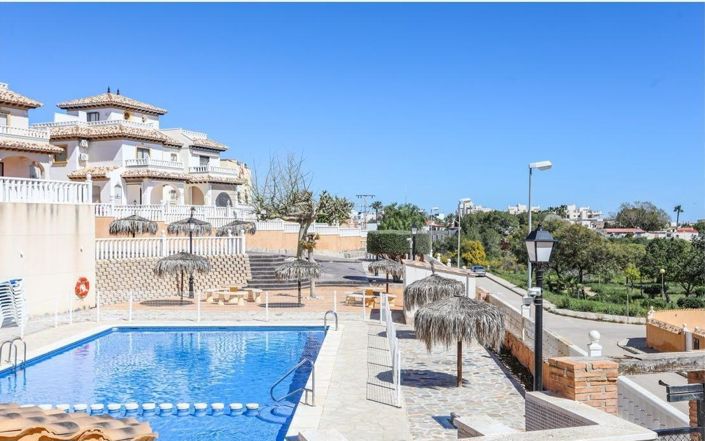 Image No.2-Appartement de 2 chambres à vendre à Orihuela Costa