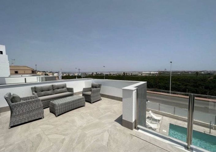 Image No.3-3 Bed Villa for sale