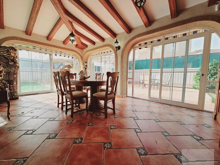 Image No.27-5 Bed Villa for sale