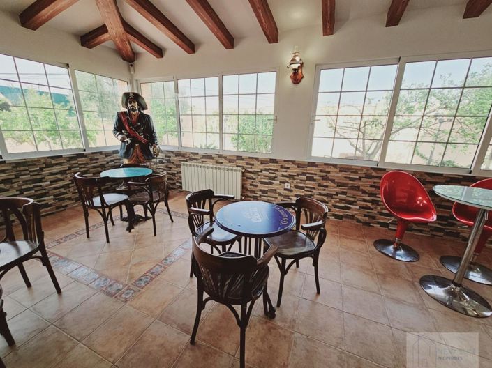 Image No.30-5 Bed Villa for sale