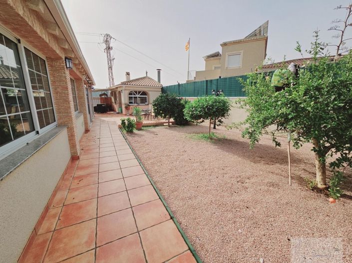 Image No.5-5 Bed Villa for sale