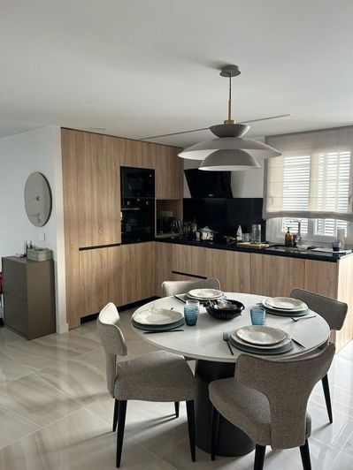 Image No.20-3 Bed Property for sale
