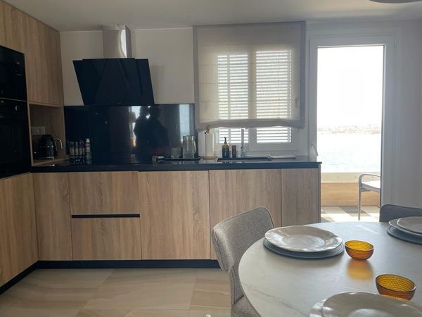 Image No.23-3 Bed Property for sale