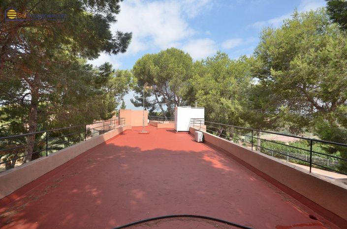 Image No.13-6 Bed Villa for sale