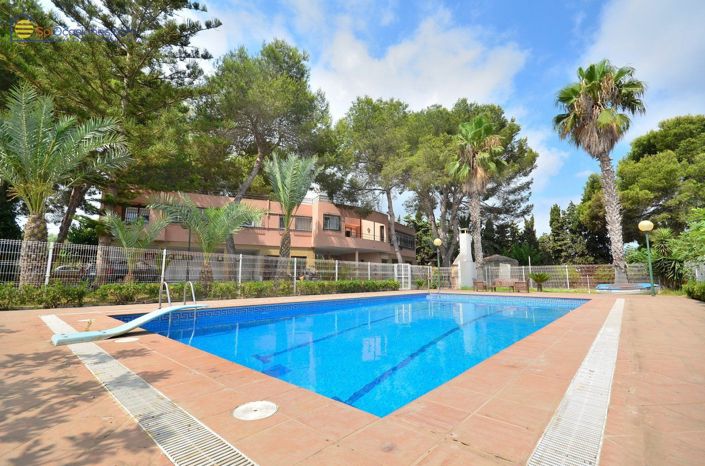 Image No.25-6 Bed Villa for sale