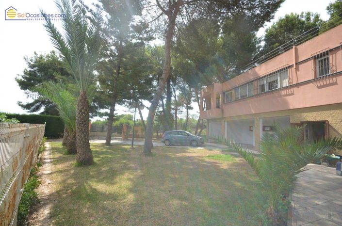 Image No.4-6 Bed Villa for sale