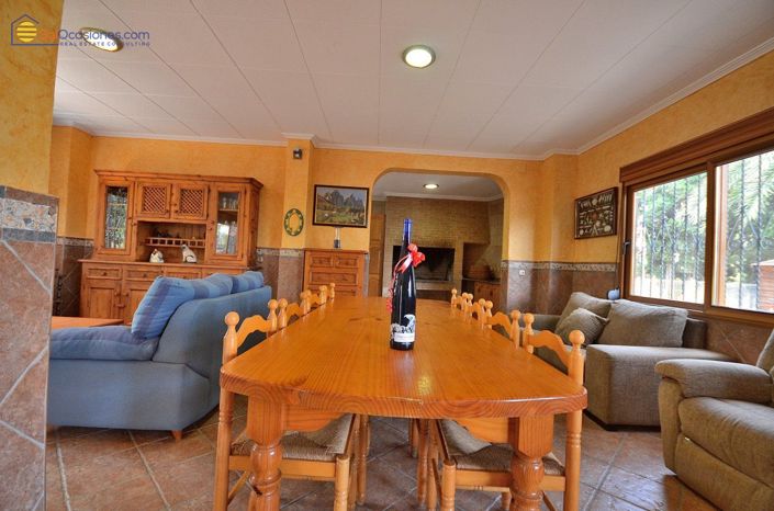 Image No.40-6 Bed Villa for sale