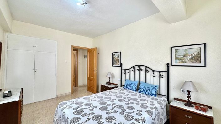 Image No.18-3 Bed Apartment for sale