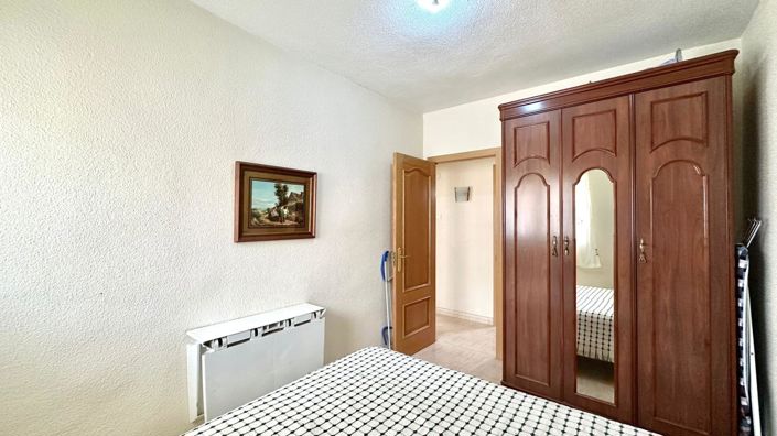Image No.25-3 Bed Apartment for sale