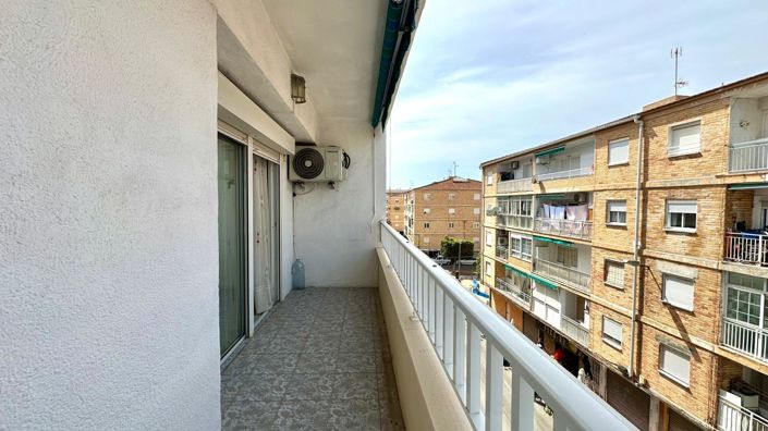 Image No.29-3 Bed Apartment for sale
