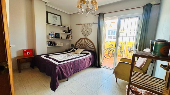 Image No.28-2 Bed Apartment for sale
