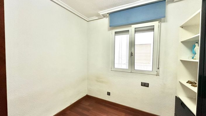 Image No.25-3 Bed Apartment for sale