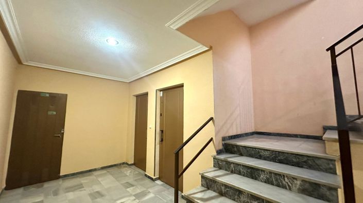 Image No.33-3 Bed Apartment for sale