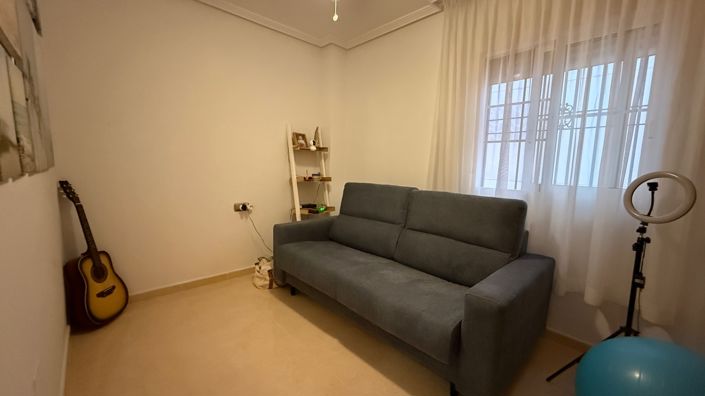 Image No.15-2 Bed Apartment for sale