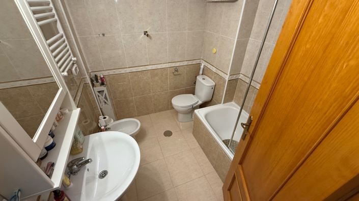 Image No.18-2 Bed Apartment for sale