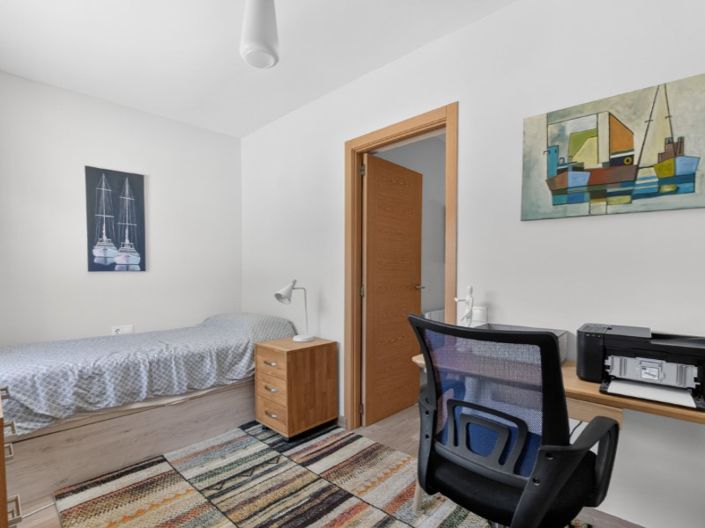 Image No.22-3 Bed Studio for sale