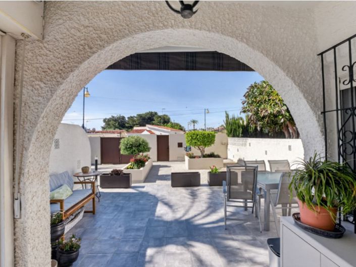 Image No.3-Villa de 3 chambres à vendre à Torrevieja