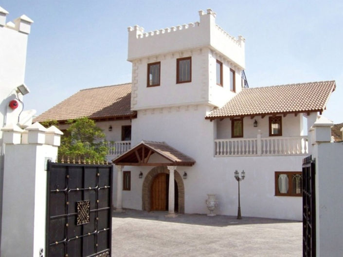 Image No.2-7 Bed Villa for sale