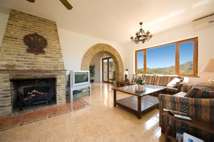 Image No.9-7 Bed Villa for sale