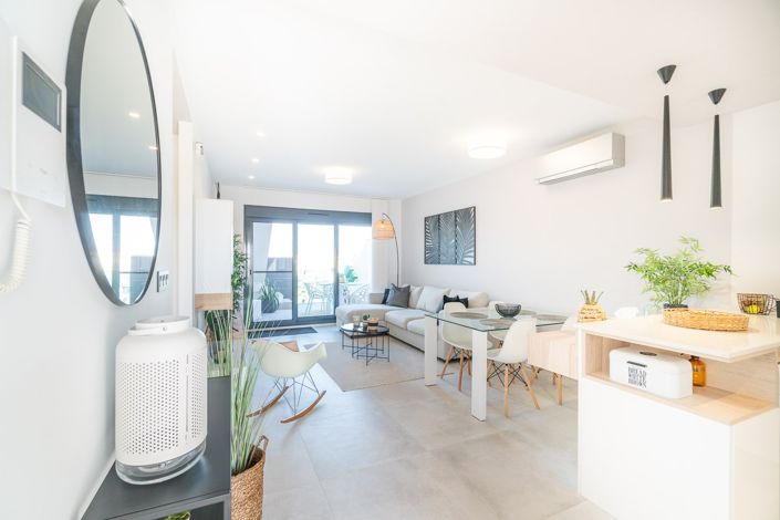 Image No.2-2 Bed Apartment for sale
