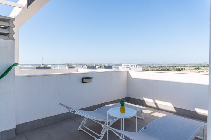 Image No.35-2 Bed Apartment for sale