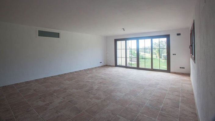 Image No.18-4 Bed Villa for sale