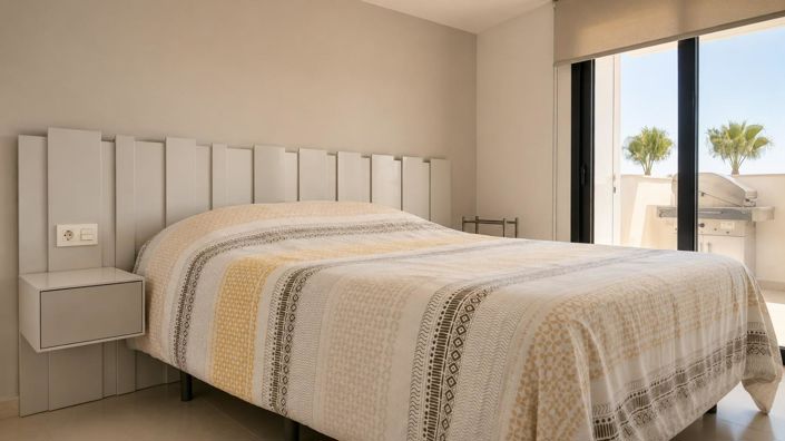Image No.8-2 Bed Apartment for sale