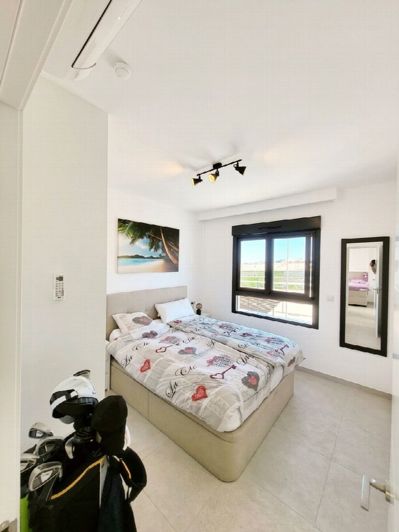 Image No.14-2 Bed Property for sale