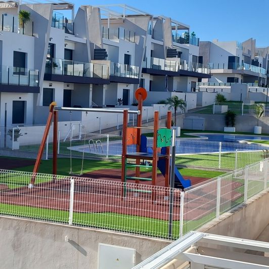 Image No.16-2 Bed Property for sale