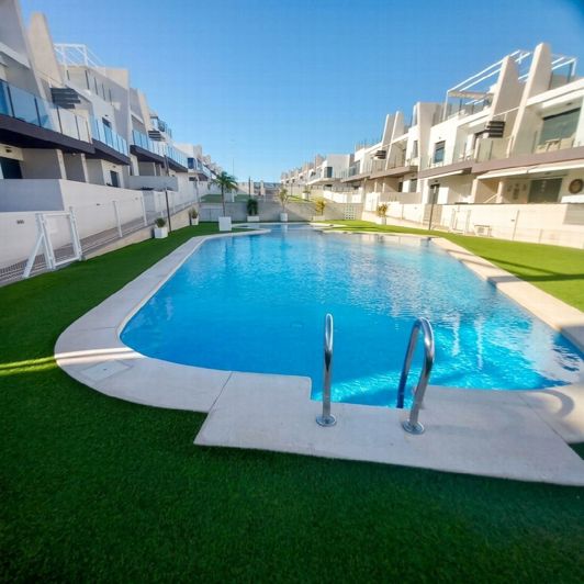Image No.28-2 Bed Property for sale