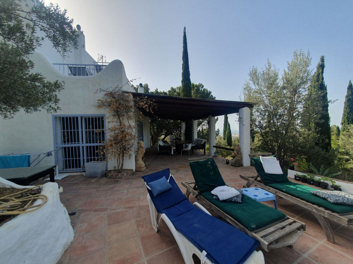 Image No.25-9 Bed Villa for sale