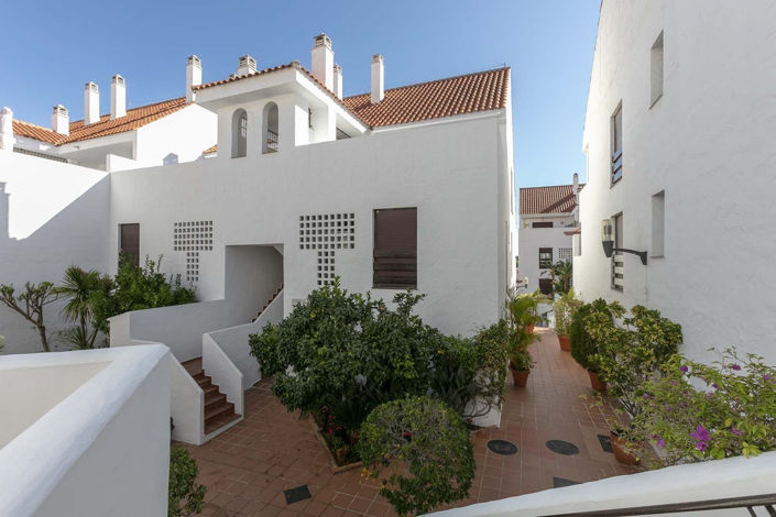 Image No.9-1 Bed Villa for sale