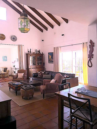 Image No.4-Villa de 4 chambres à vendre à Estepona