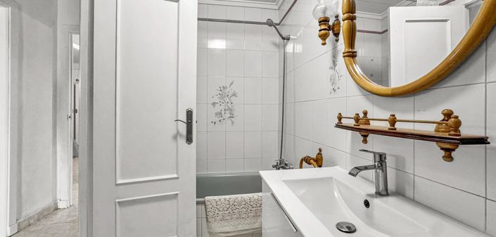 Image No.6-3 Bed House for sale