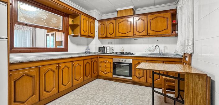Image No.7-3 Bed House for sale