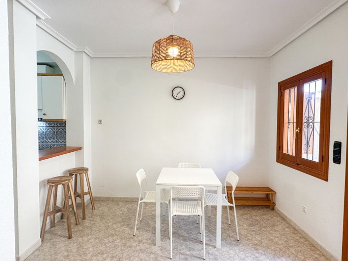Image No.6-Appartement de 2 chambres à vendre à Orihuela Costa