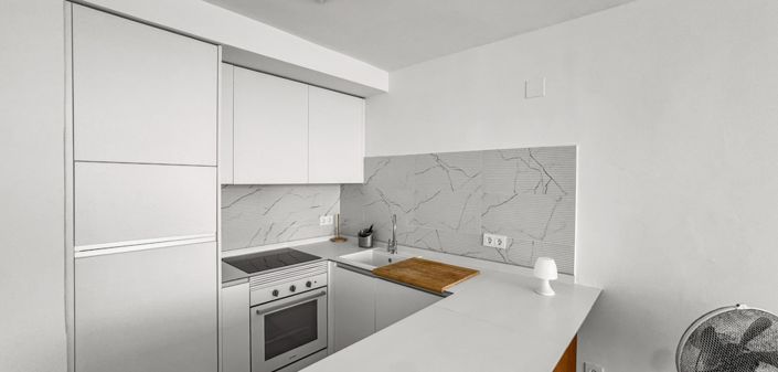 Image No.9-1 Bed Property for sale