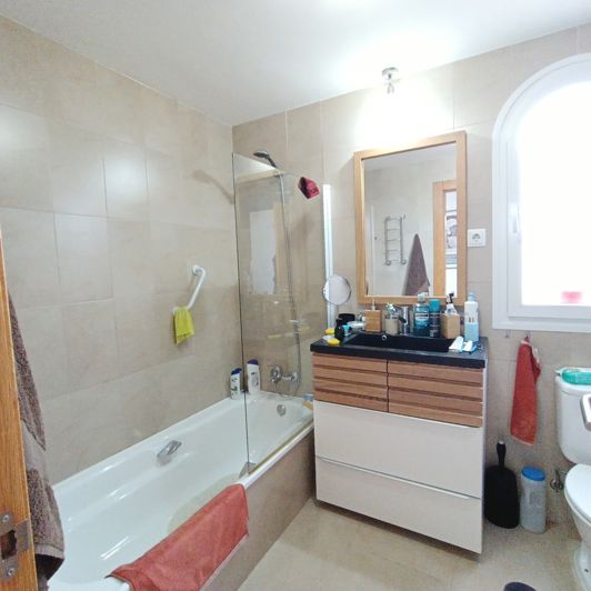 Image No.16-2 Bed House for sale