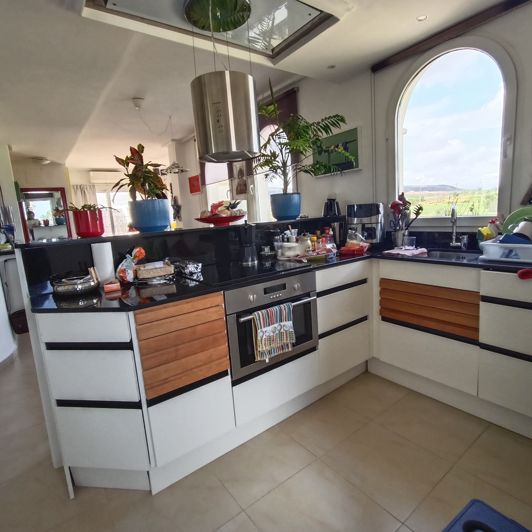 Image No.40-2 Bed House for sale