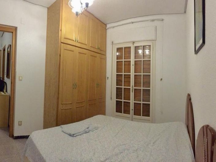 Image No.19-5 Bed Duplex for sale